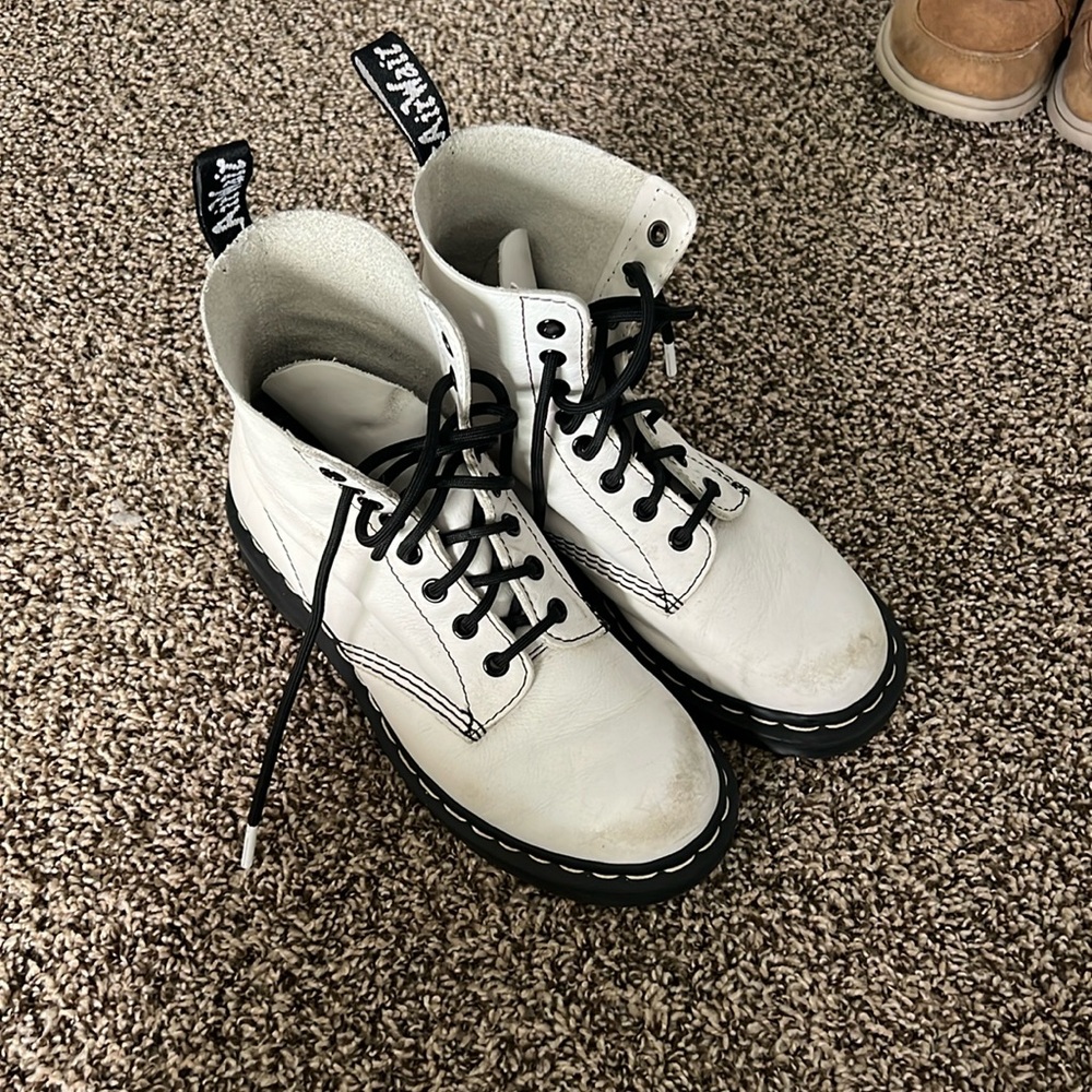 worn a few times